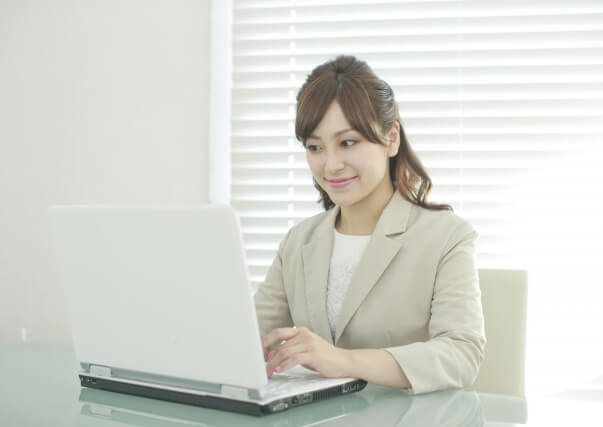 代行はストレスチェック制度の実施に役立てられるか～事務担当の方におすすめ！利用しやすい料金で事務負担を軽減～