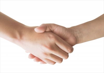 ストレスチェック制度の検査を外部委託するなら産業医との連携で充実のサービスを！